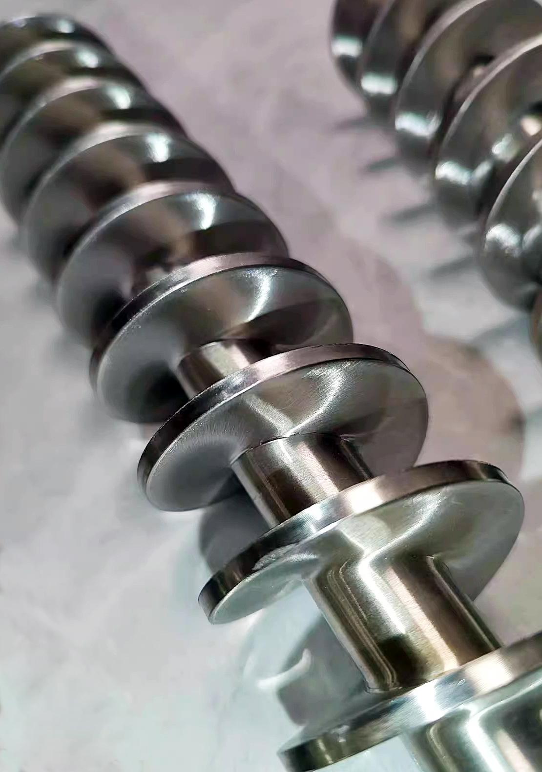 Screw Conveyor Hopper Micro Dosing Hopper Screw Feeder Bucket Conveyor Powder Hopper and Feeder Fracturing Blender Truck